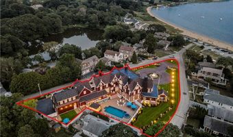 32 Lorraine St, Barrington, RI 02806