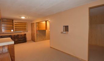 304 U St, Beaver City, NE 68926