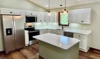 201 25th St SW, Austin, MN 55912