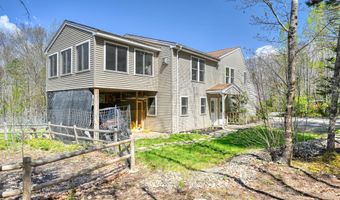 40 Meadow Dr, Bar Harbor, ME 04609