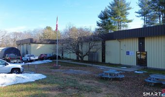 10 Denlar Dr, Chester, CT 06412