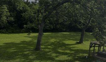 10463 Farm Road 1182, Aurora, MO 65605