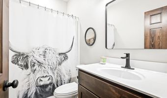 11830 Farm Road 1195, Aurora, MO 65605