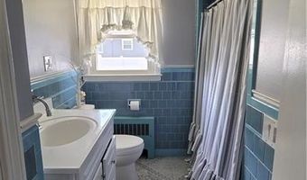 25 Rotary Dr, Johnston, RI 02919