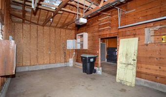 3860 7th Ave, Anoka, MN 55303