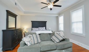 165 KING GEORGE St, Annapolis, MD 21401