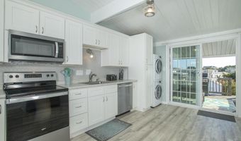 201 Freeman Ln C, Atlantic Beach, NC 28512