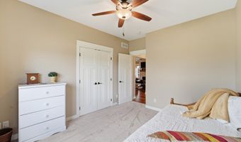 1402 S 7th St, Adel, IA 50003