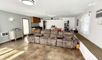 6419 Woodwind Dr, Indianapolis, IN 46217