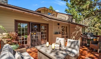3040 NW Clubhouse Dr, Bend, OR 97703