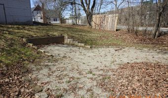 29 Princeton St, Bangor, ME 04401