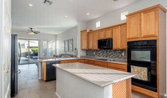 42727 N COURAGE Trl, Anthem, AZ 85086