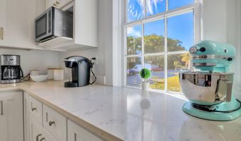 1214 King St, Beaufort, SC 29902