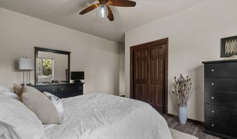 1074 W WILLIS Way, Appleton, WI 54913
