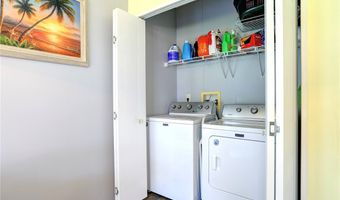 1068 Wren Cir, Barefoot Bay, FL 32976