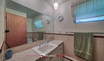 719 W B St, Basin, WY 82410