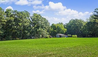 121 Peacock Rd, Barnesville, GA 30204