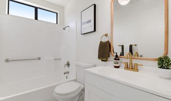 4635 Briar Ridge Rd, Oceanside, CA 92056
