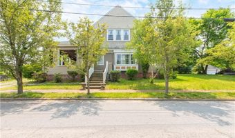 14 Bartlett Ave, Cranston, RI 02905