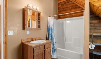 52633 MCKENZIE Hwy, Blue River, OR 97413