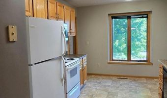1933 Wilby Rd, Albert Lea, MN 56007