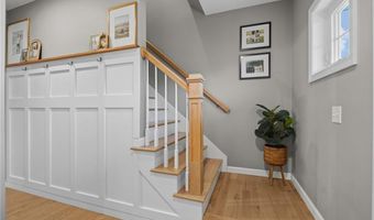 81 Golden View Dr, Johnston, RI 02919