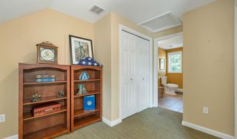 54 Liberty Ln, Barrington, NH 03825