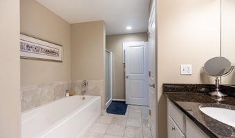 3608 Cincinnati Ave 5, Alanson, MI 49706