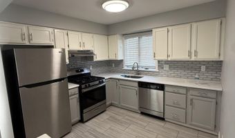 9 E 50TH St 2, Bayonne, NJ 07002