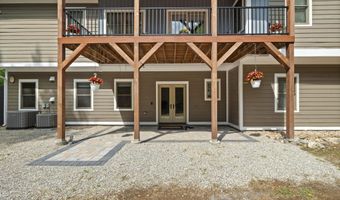 40 Seton Dr, Bedford, NH 03110