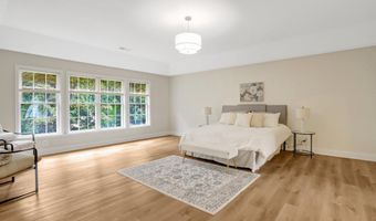 3905 COOK St, Alexandria, VA 22311