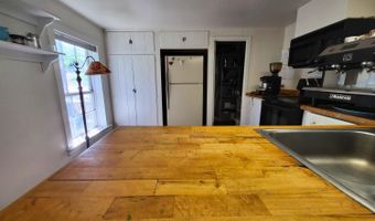 667 S Main St, Angels Camp, CA 95222