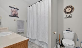 2908 Sunbeam Rd Unit R, American Falls, ID 83211