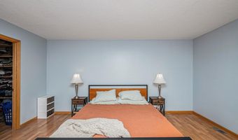 1105 Grove St, Baldwin City, KS 66006
