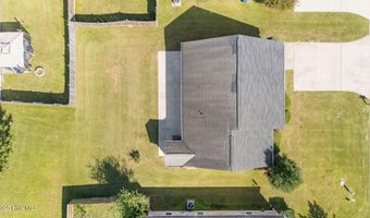 3786 Dover Dr, Ayden, NC 28513