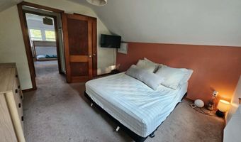 379 Washington St, Bristol, CT 06010