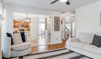 404 Arbor Spring Dr, Ballwin, MO 63021