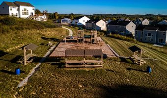 1513 Cloverleaf Ct, Alexandria, KY 41001