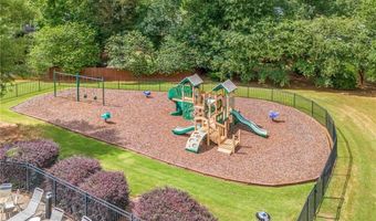 2136 ARMISTEAD Ln, Auburn, AL 36830