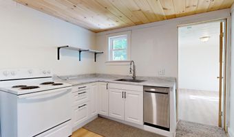 4 Monroe St, Augusta, ME 04330