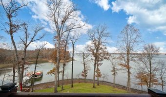 95 Birch Bark Ln, Big Sandy, TN 38221