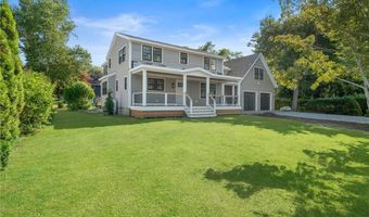 26 Westmoreland St, Narragansett, RI 02882