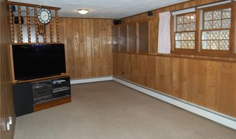 109 Suffolk Dr, North Kingstown, RI 02852