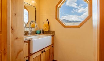 2433 Southfork Rd, Cody, WY 82414