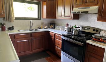 17 James St, Bangor, ME 04401