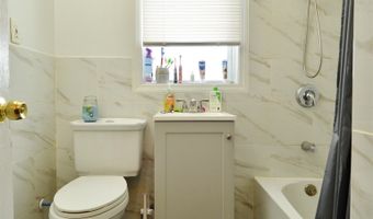 187 W 48TH St, Bayonne, NJ 07002