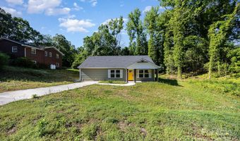 611 Fernwood Dr, Albemarle, NC 28001