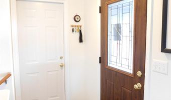 6631 ELIZABETH Rd, Cheyenne, WY 82009