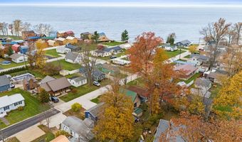 5825 Lake Rd 9, Ashtabula, OH 44004