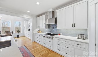 741 Fawns Glen Pl, Clover, SC 29710